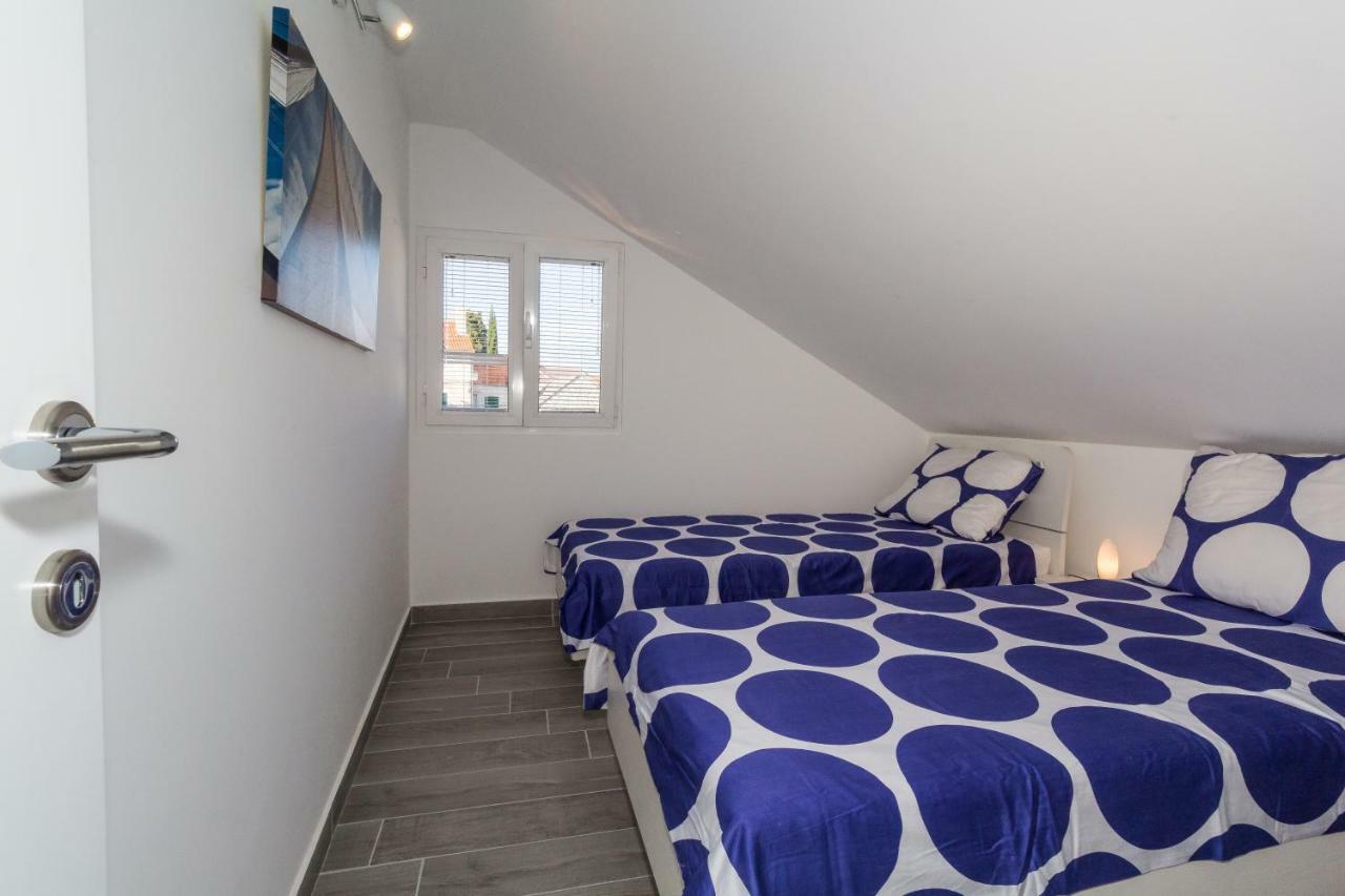 New Apartment Joly Sea View 비오그라드나모루 외부 사진