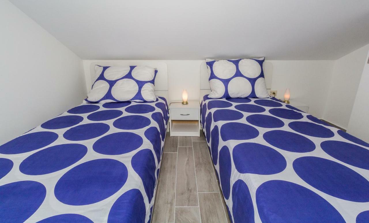 New Apartment Joly Sea View 비오그라드나모루 외부 사진