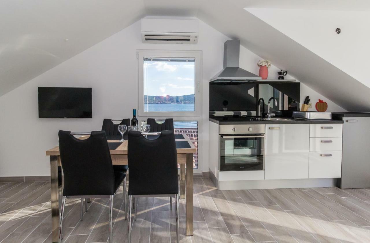 New Apartment Joly Sea View 비오그라드나모루 외부 사진